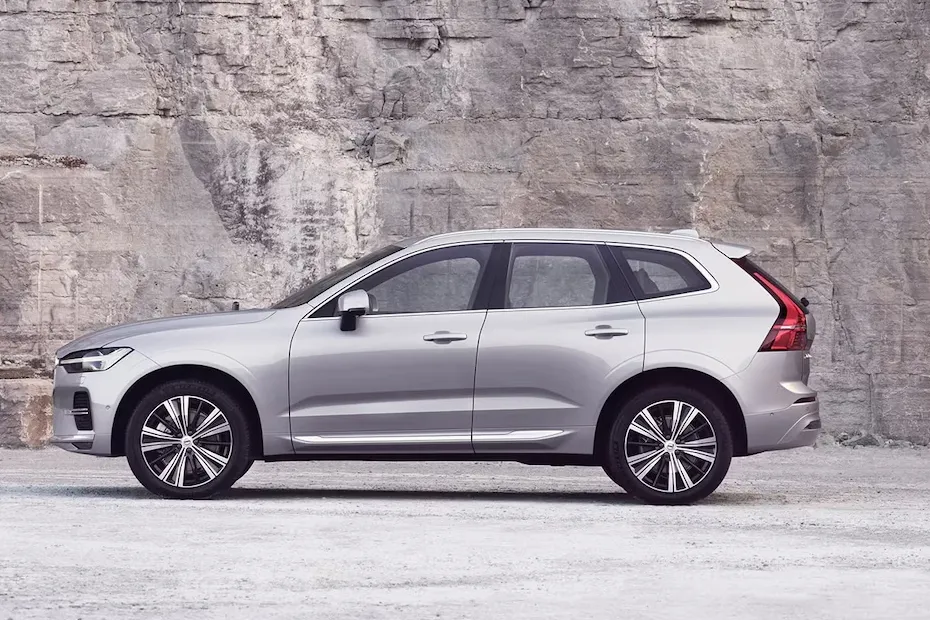 Volvo XC60 Side View (Left) Exterior
