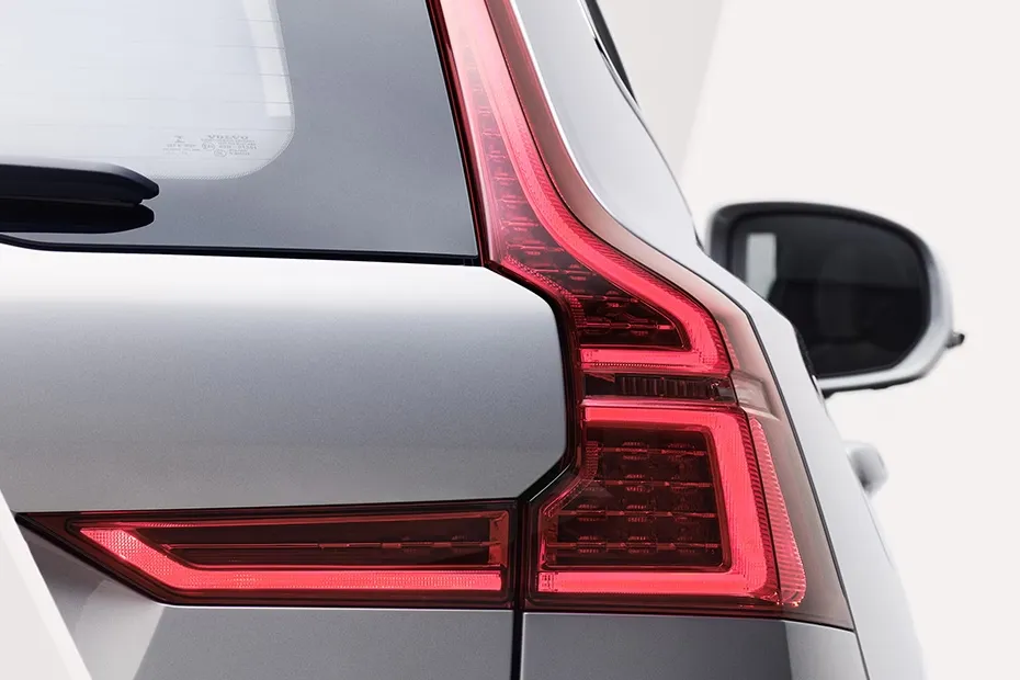 Volvo XC60 Taillight Exterior Image